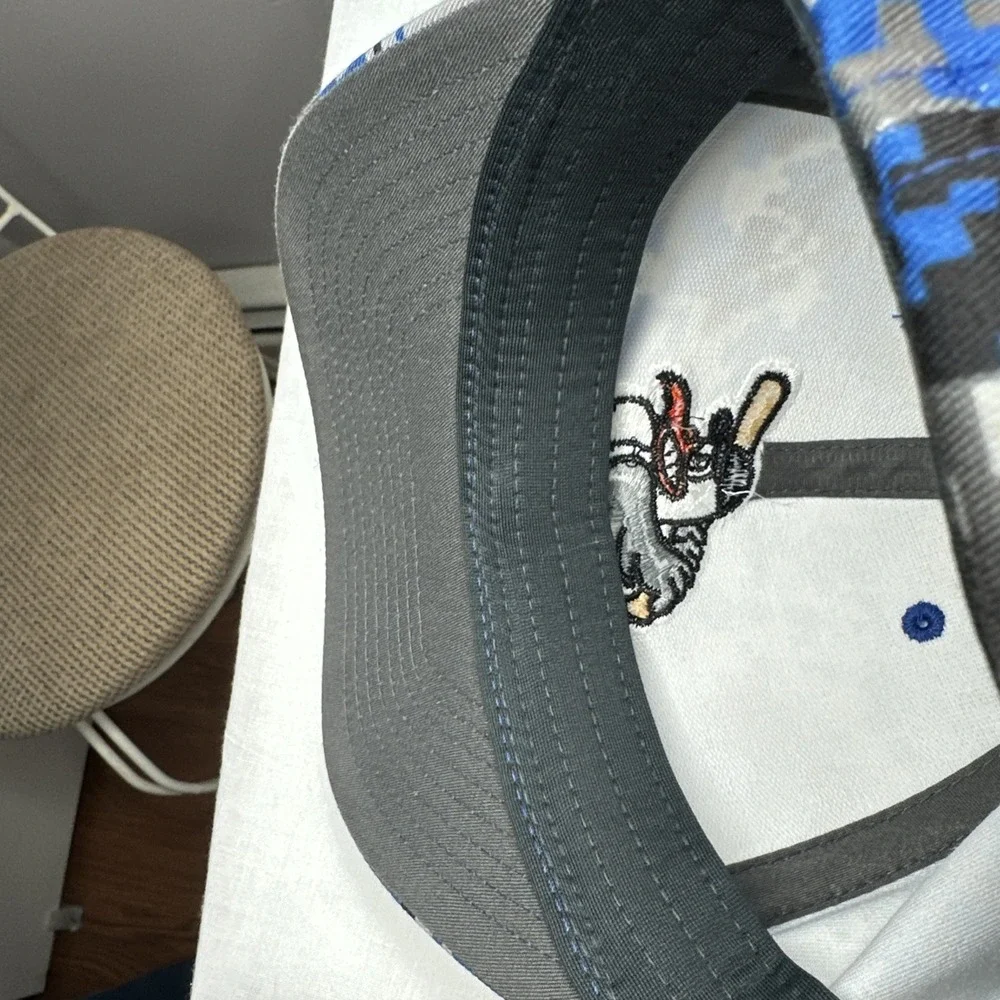 Baltimore Orioles Digital Camouflage Hat‎ With Swinging Mascot L/XL FITTED